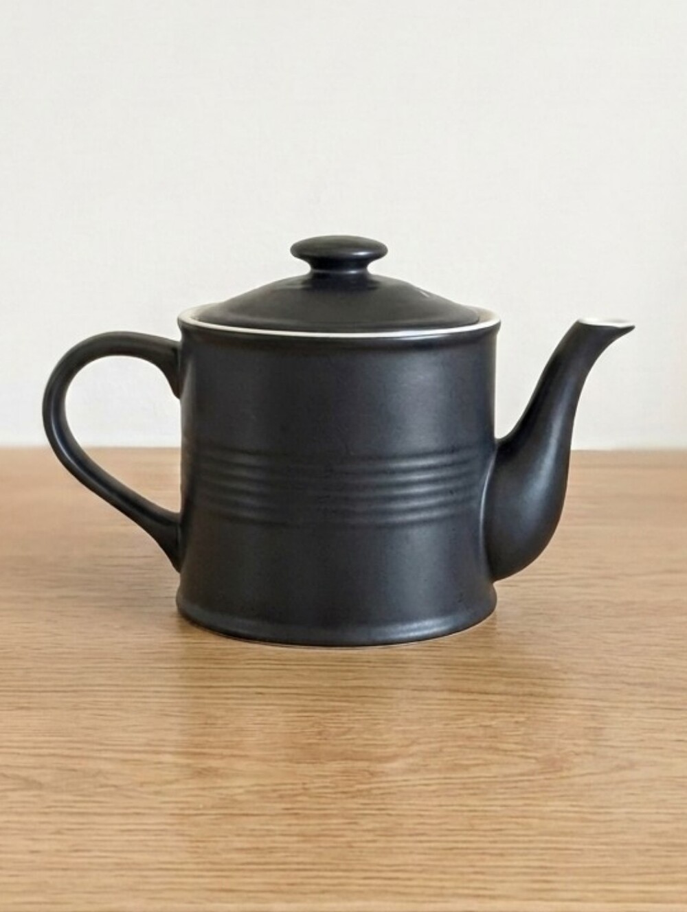 Expressions Black Ceramic Teapot with Lid -Stoneware